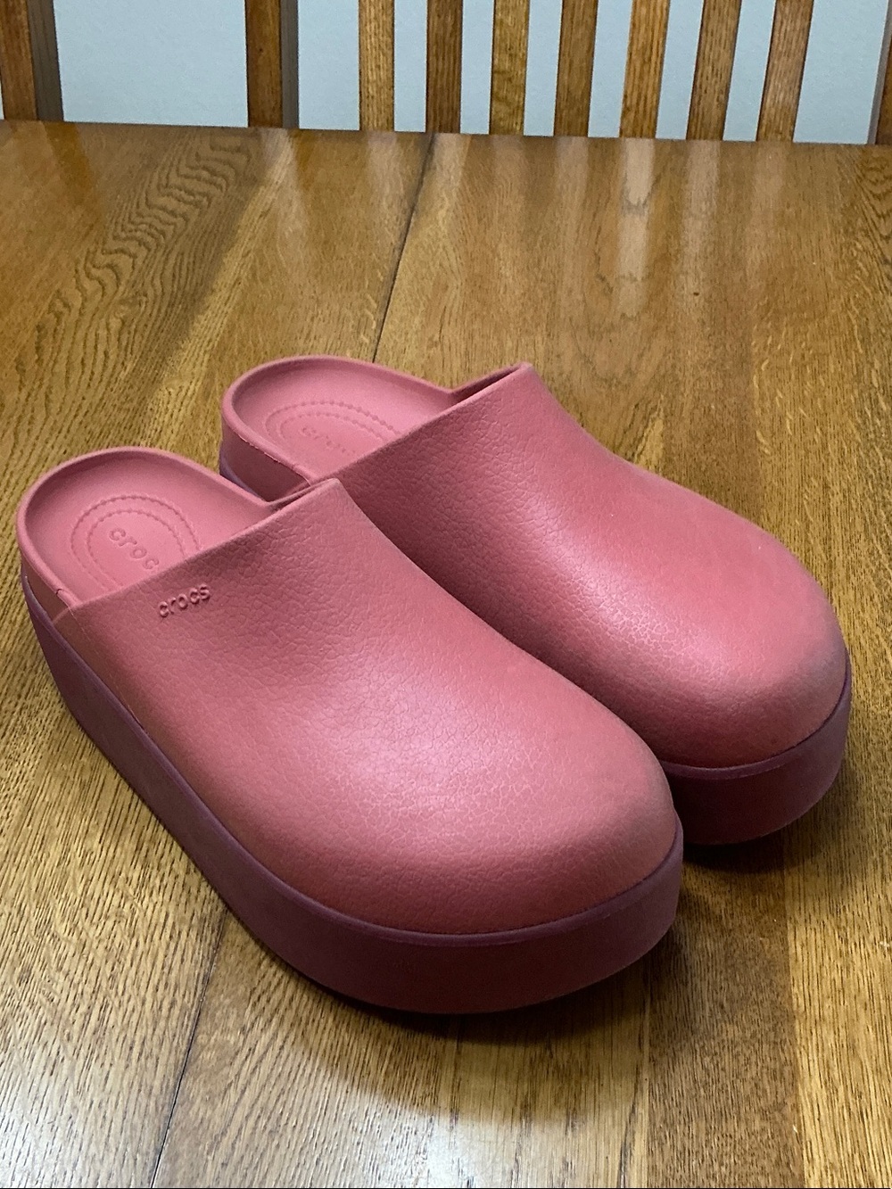Woman’s CROCS Dylan Platform Clog. Size 10. Two shades of rose. Barely worn!Cute
